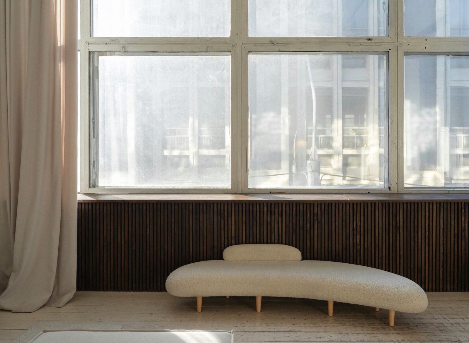 MODERN FURNITURE FOR THE LIVING ROOM